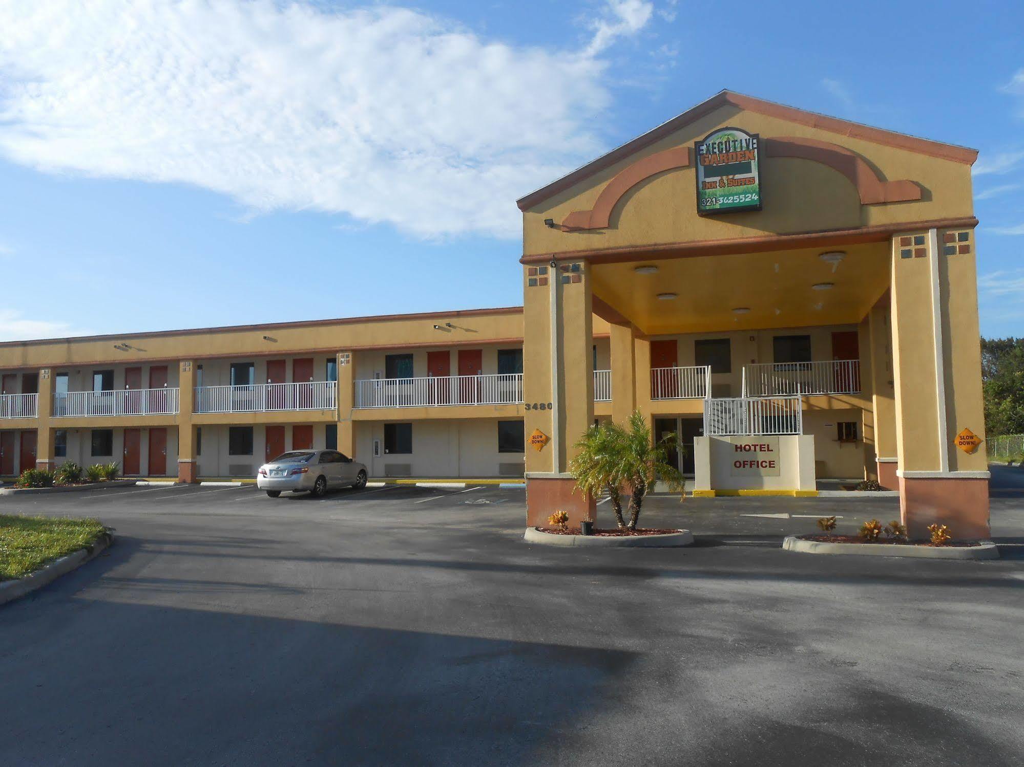 Executive Garden Titusville Hotel Eksteriør bilde