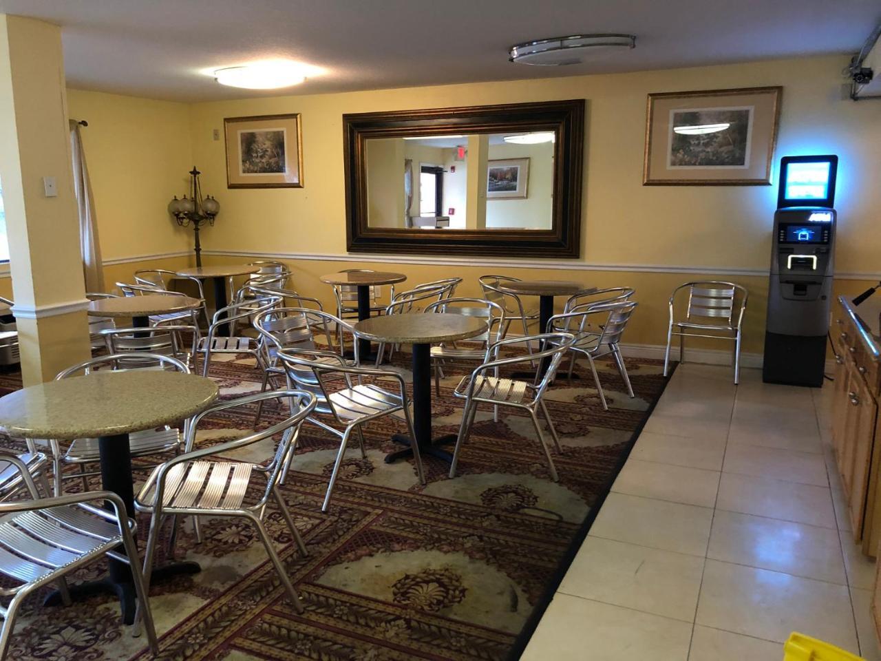 Executive Garden Titusville Hotel Eksteriør bilde